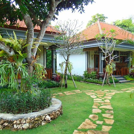 Arumanis Homestay Uluwatu Екстериор снимка